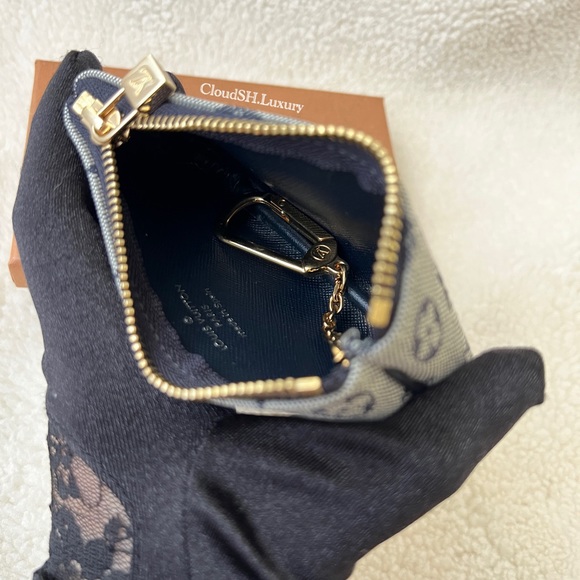 Auth Louis Vuitton Vintage Denim Key Pouch - Unused - Picture 4 of 7